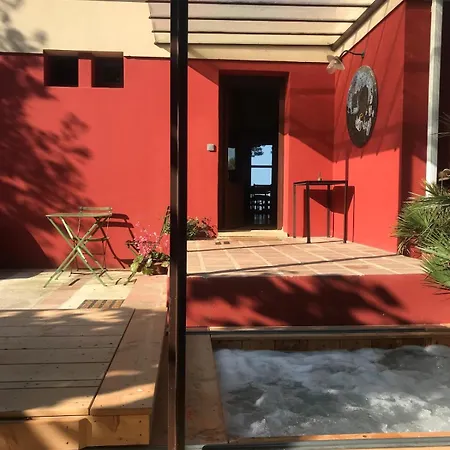 Villa La Maison Rouge Dans Les Pins Sète